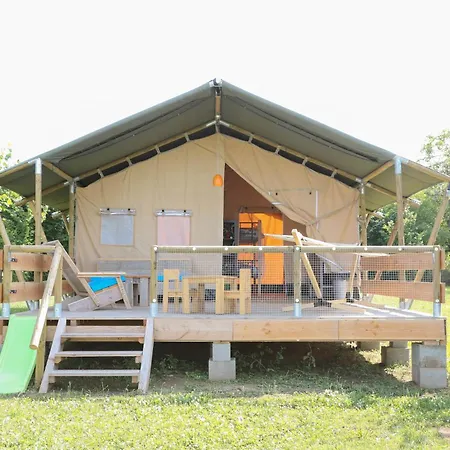 Safarilodgetent Prestige Airco Kamp alanı 3*