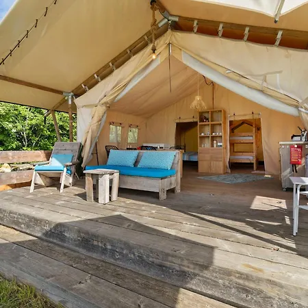 Safarilodgetent Prestige Airco Kamp alanı 3*
