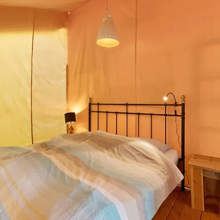 Kamp alanı Safarilodgetent Prestige Airco 3*