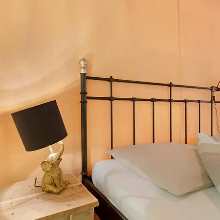 Safarilodgetent Prestige Airco Kamp alanı Jayac